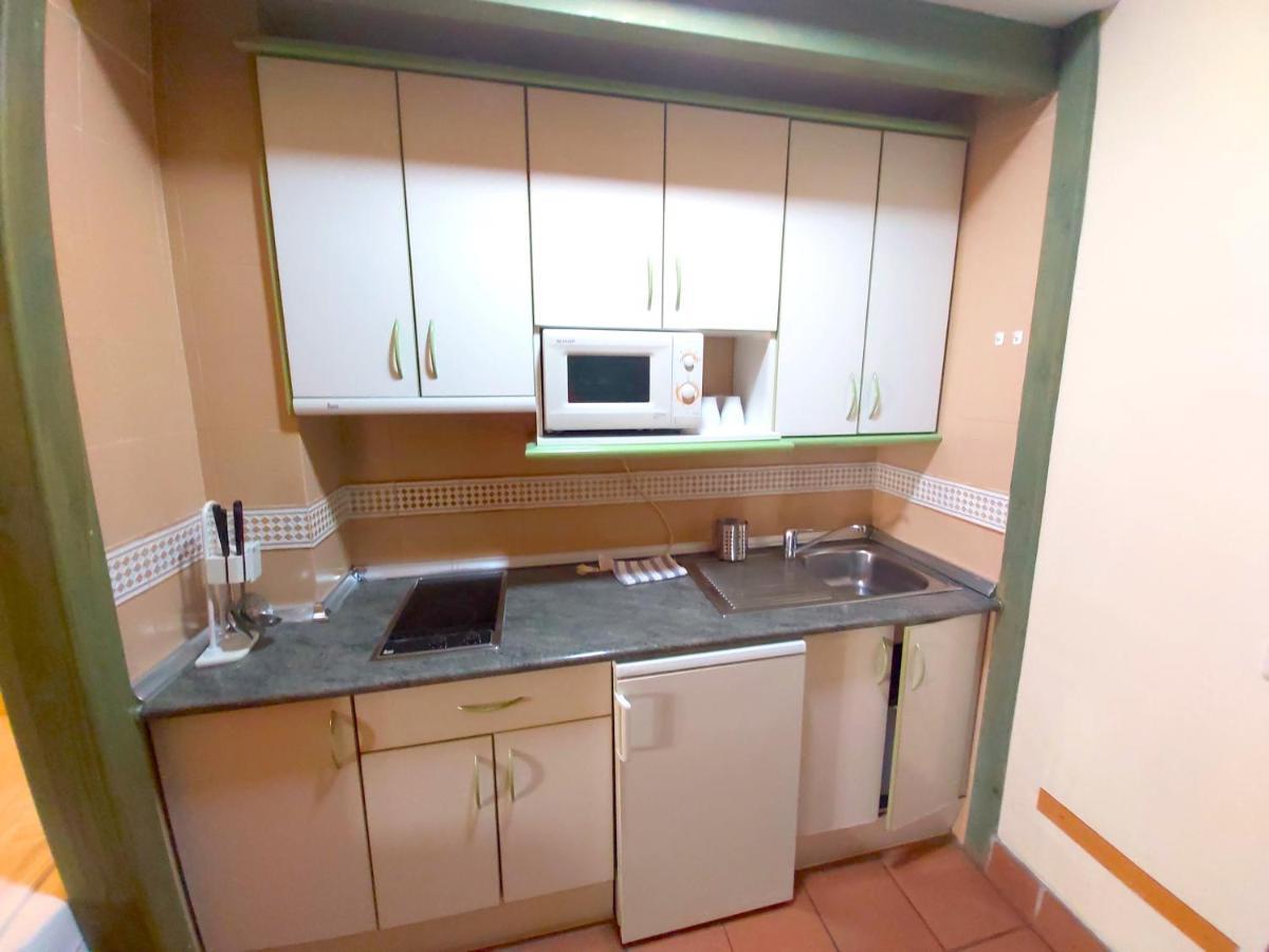 Plaza Andalucia Edificio Dornajo 2-4 Pax Apartment โมนาชิล ภายนอก รูปภาพ